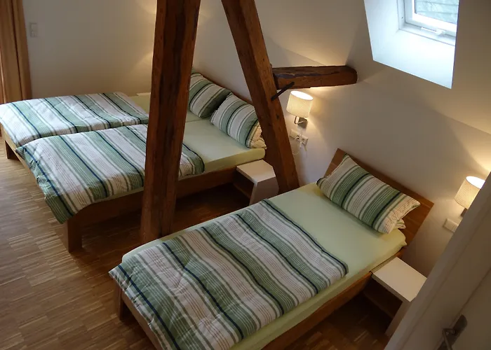 Otel Landgasthaus Zum Seysingshof